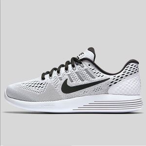 Nike Run Easy Lunarglide 8